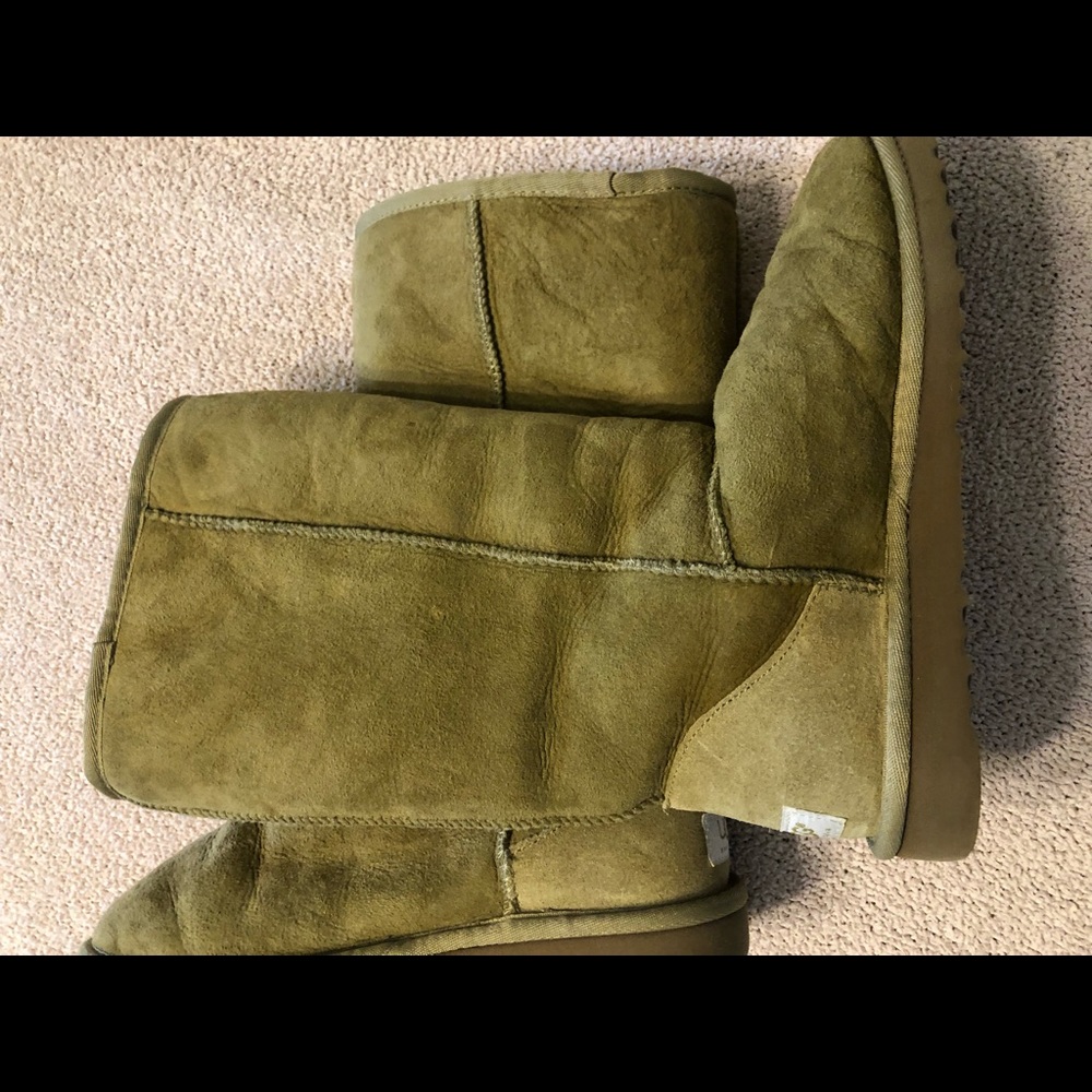 Lime green Ugg’s boots size 7